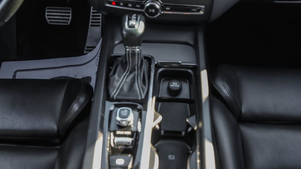 2020 Volvo XC60 R-DESIGN AUTONAC CUIR TOIT NAV GR ELECT MAGS #18