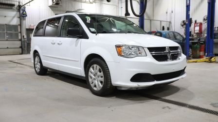 2016 Dodge GR Caravan SXT                à Montréal                