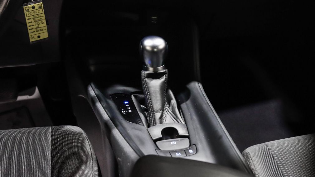 2021 Toyota C HR LE aut radio fm Bluetooth air climatisé camera de #19