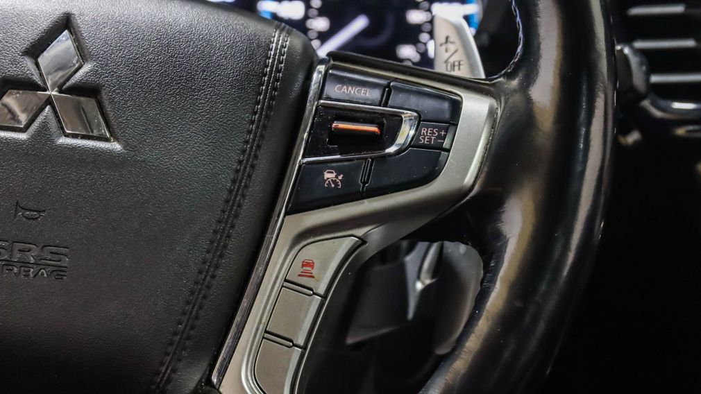 2018 Mitsubishi Outlander PHEV GT #18