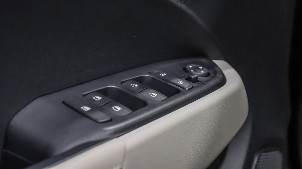 2020 Hyundai Venue Ultimate w/Denim Interior AUTO A/C GR ELECT MAGS C #13
