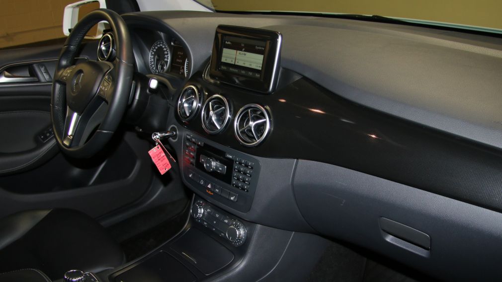 2014 Mercedes Benz B250 B250 Sports Tourer #22