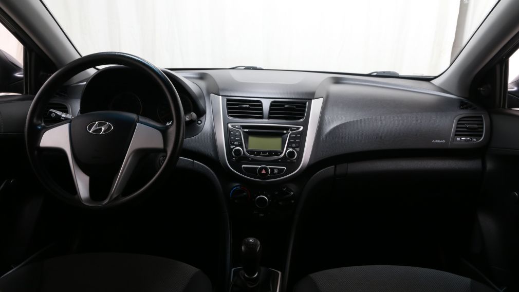 2012 Hyundai Accent  #9