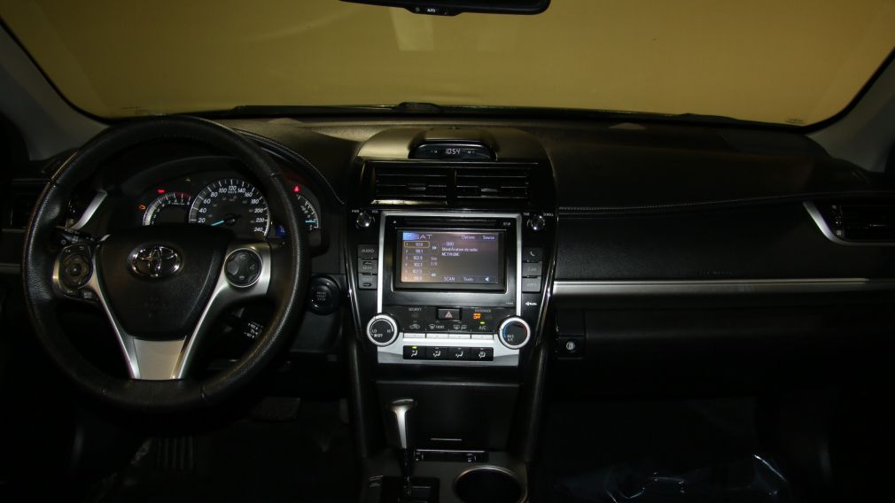 2012 Toyota Camry SE #14
