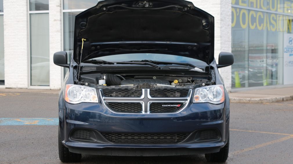 2012 Dodge GR Caravan SXT STOW N GO #28