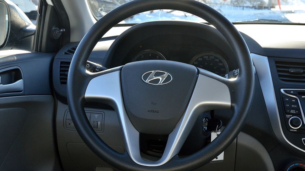 2013 Hyundai Accent L AUTO #14