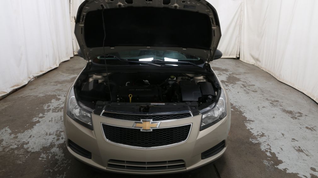 2011 Chevrolet Cruze LS #20