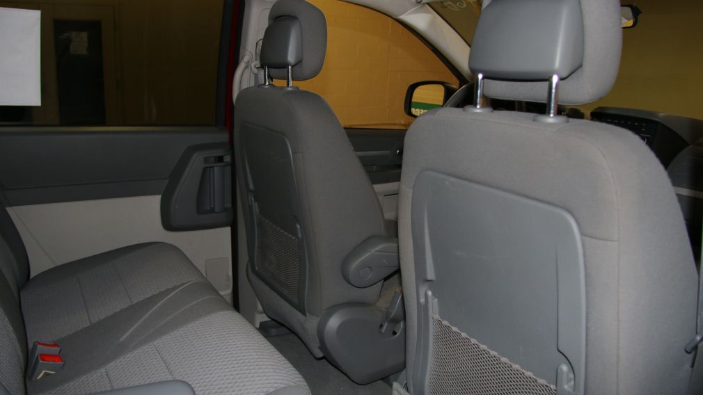 2010 Dodge GR Caravan SE A/C #18