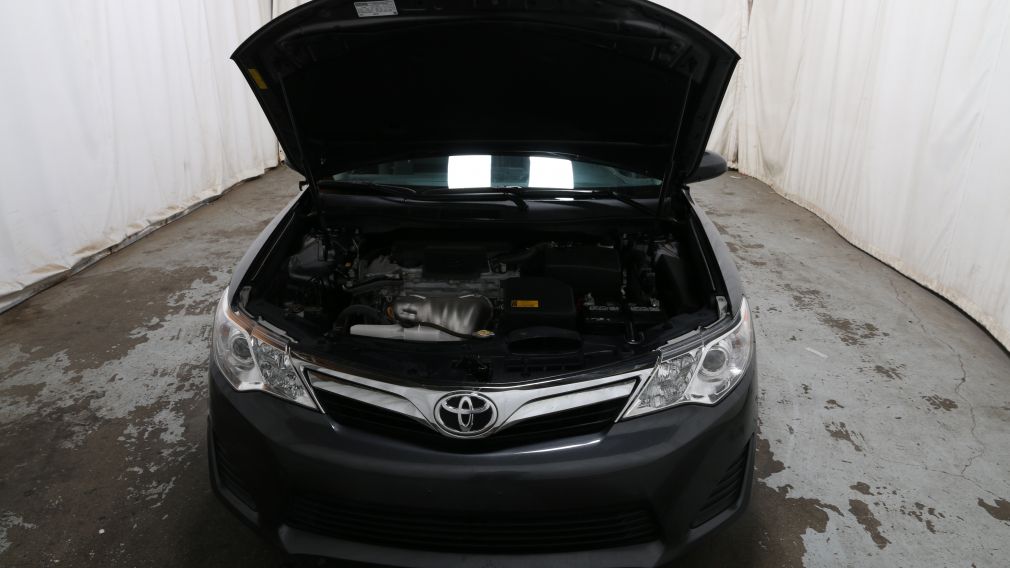 2014 Toyota Camry LE AUTO A/C #25