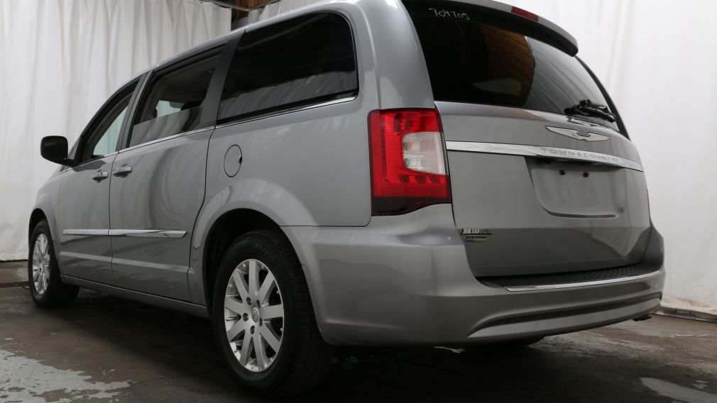 2015 Chrysler Town And Country TOURING A/C MAGS #4