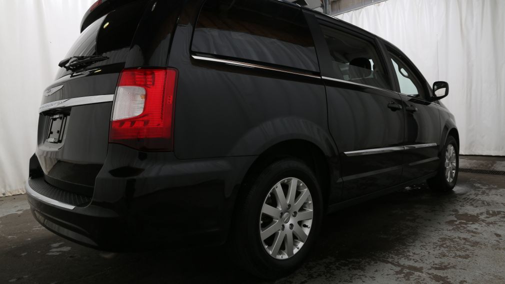 2015 Chrysler Town And Country TOURING A/C MAGS #5