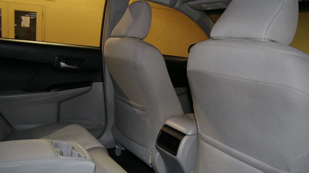 2014 Toyota Camry LE A/C #19