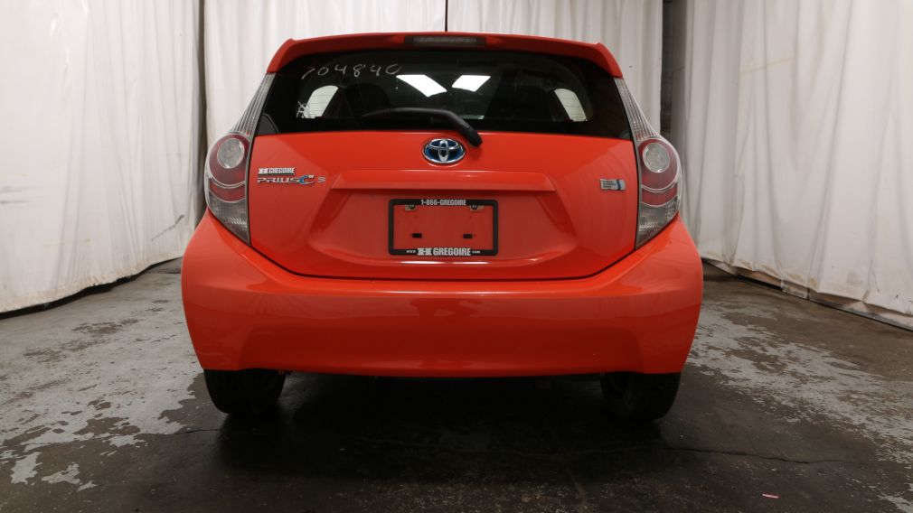 2012 Toyota Prius Technology #4