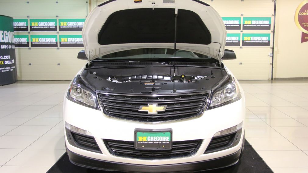 2015 Chevrolet Traverse LS AWD A/C 8 PASSAGERS #28
