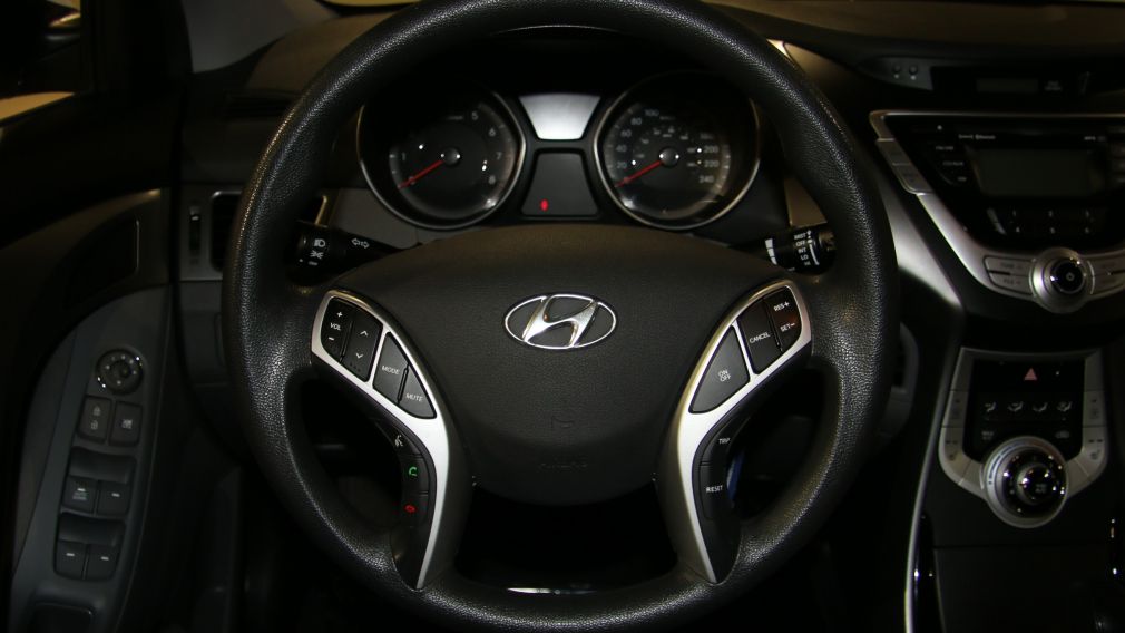 2012 Hyundai Elantra GL #13
