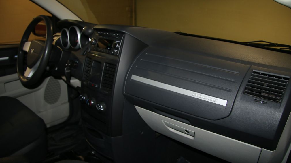 2010 Dodge GR Caravan SE #18