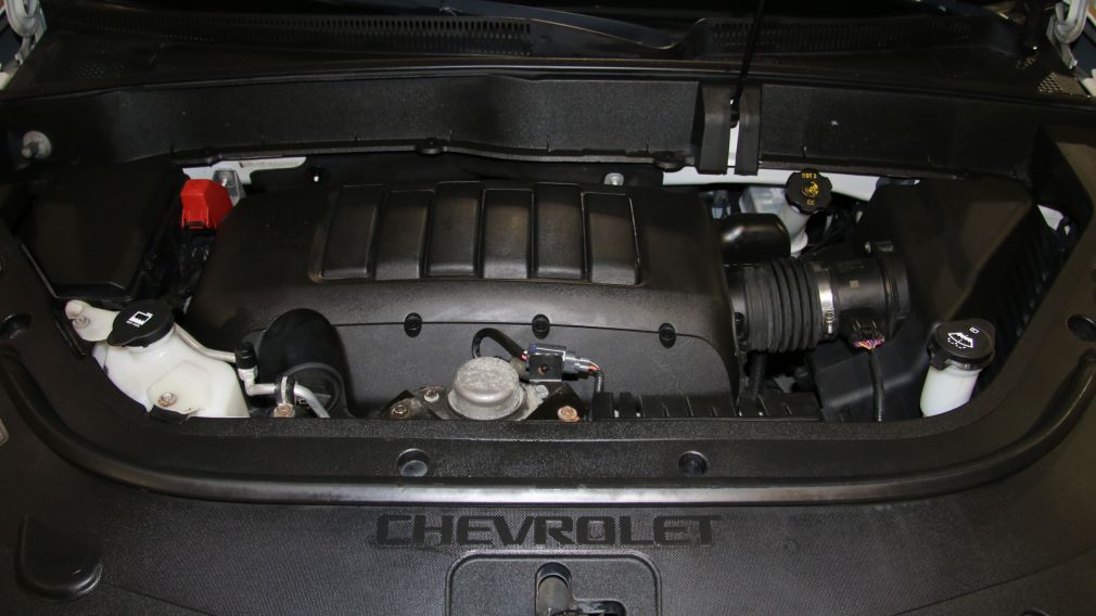 2011 Chevrolet Traverse LS #26