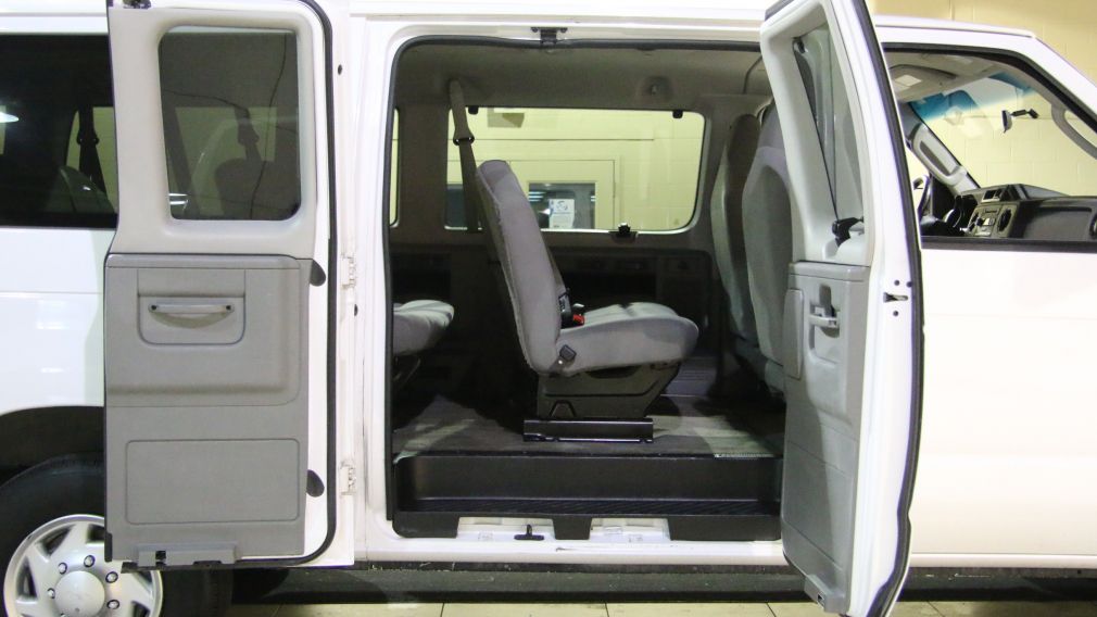 2012 Ford Econoline XLT 15 PASSAGERS #15