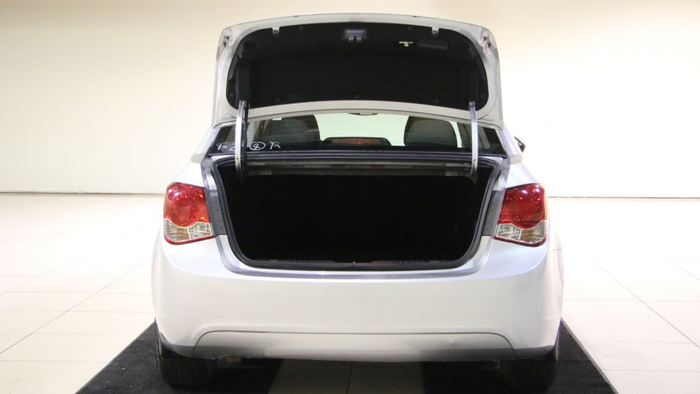 2011 Chevrolet Cruze LS+ A/C #23