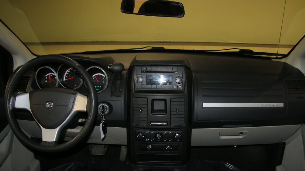 2009 Dodge GR Caravan SE A/C #11