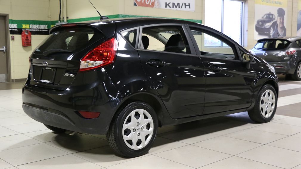 2012 Ford Fiesta SE #7