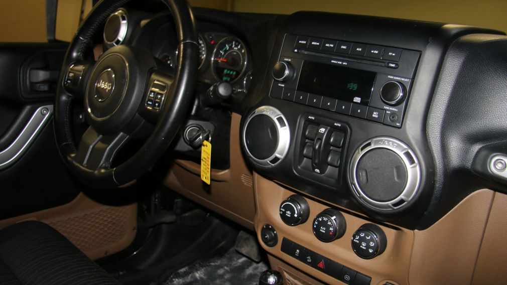 2011 Jeep Wrangler Sahara #22