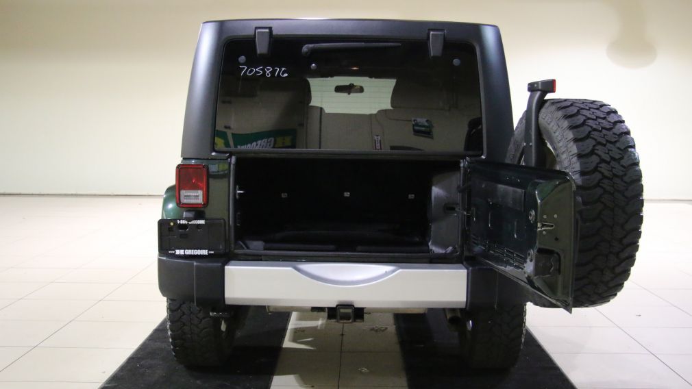 2011 Jeep Wrangler Sahara #25