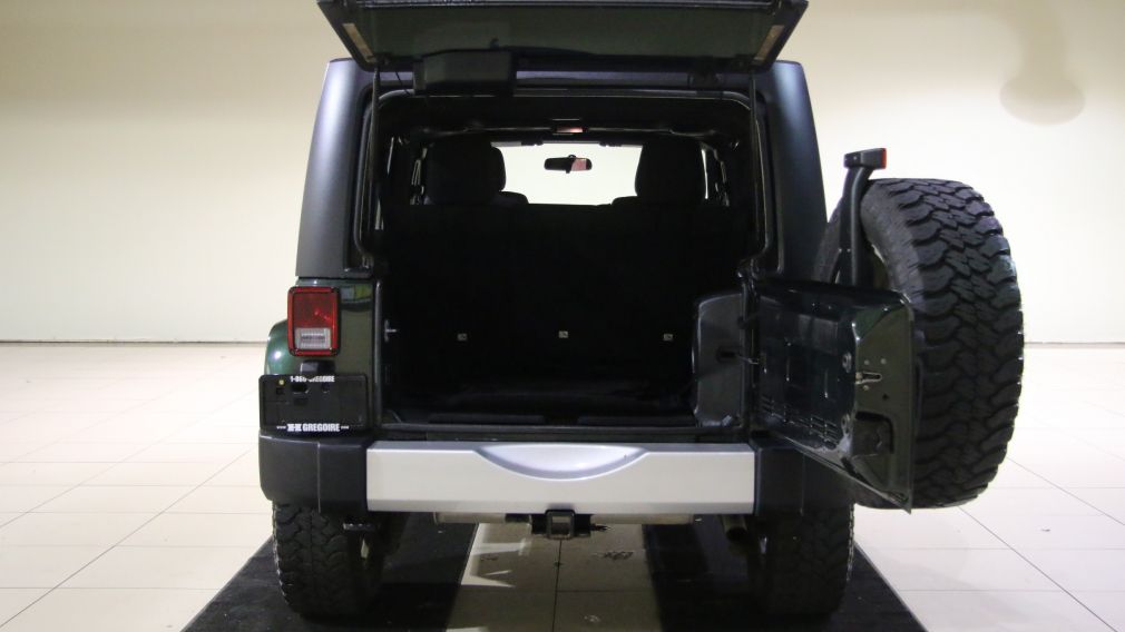 2011 Jeep Wrangler Sahara #26