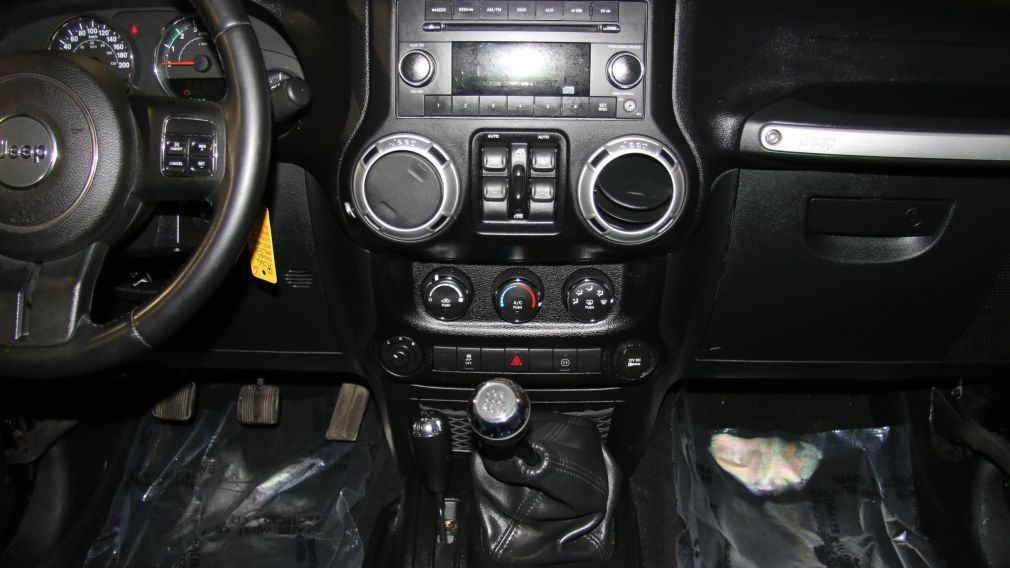 2011 Jeep Wrangler SAHARA UNLIMITED 4X4 AC #15