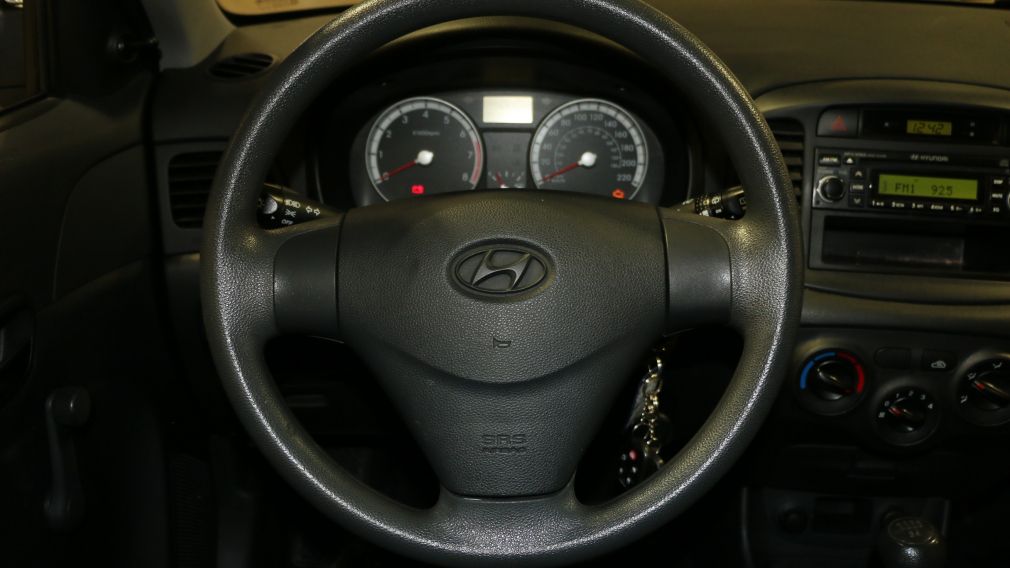 2009 Hyundai Accent L HATCHBACK #11