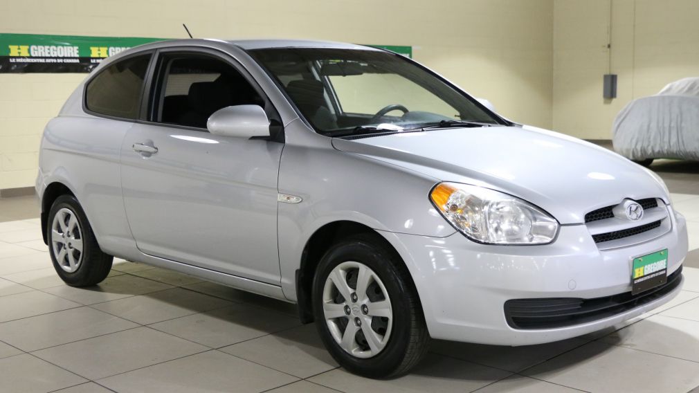 2009 Hyundai Accent L #0