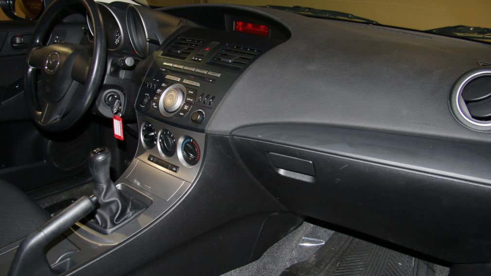 2011 Mazda 3 GX #19