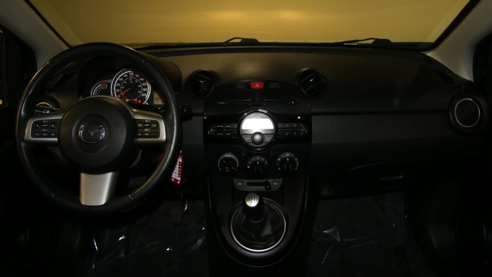 2011 Mazda 2 GX #11