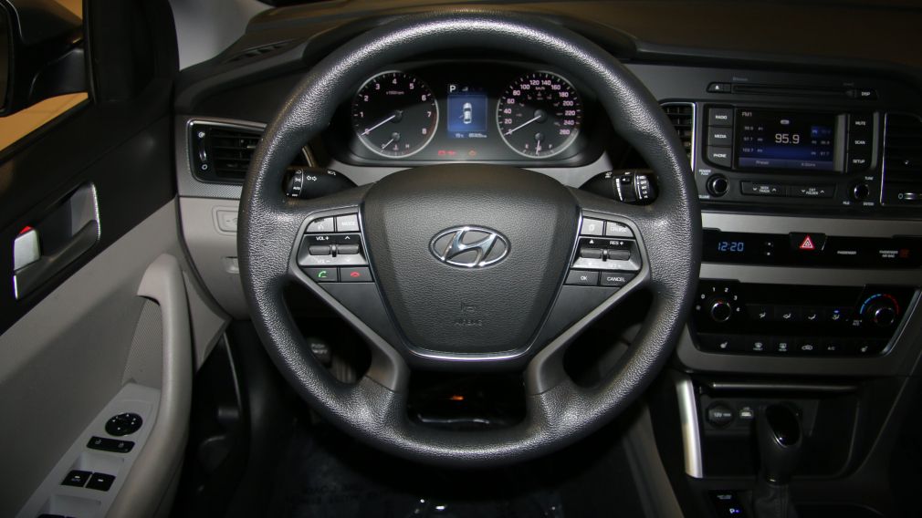 2015 Hyundai Sonata 2.4L GL A/C MAGS #12