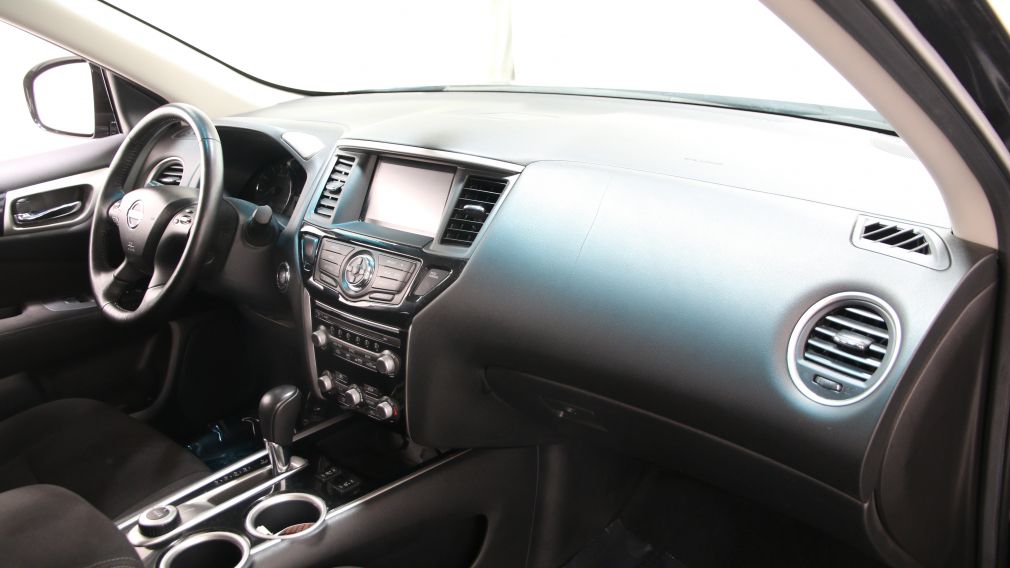 2014 Nissan Pathfinder SV #22
