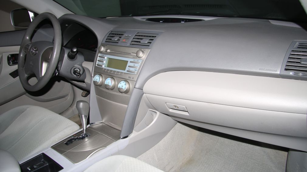 2007 Toyota Camry LE #21