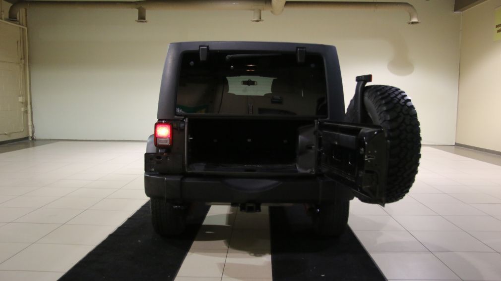 2012 Jeep Wrangler Rubicon 4WD TOIT NAV MAGS #29