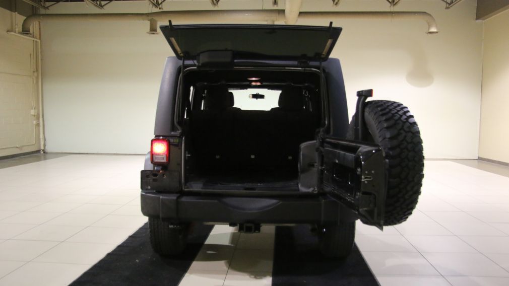 2012 Jeep Wrangler Rubicon 4WD TOIT NAV MAGS #30
