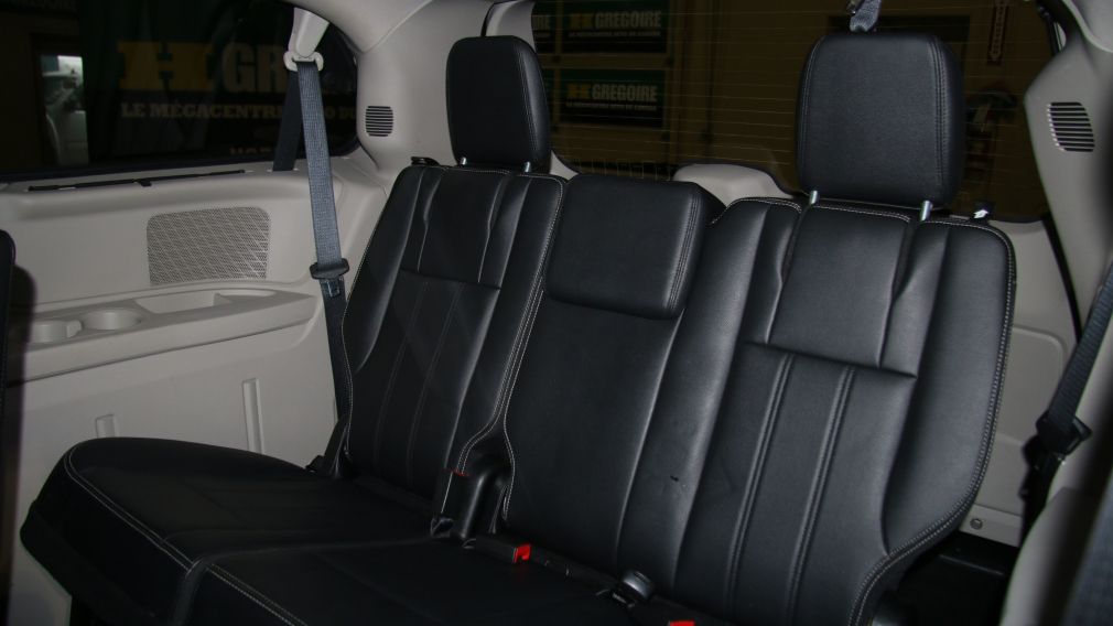 2015 Chrysler Town And Country Touring A/C MAGS STOW'N GO #20