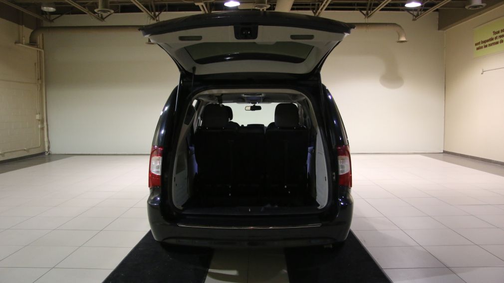 2015 Chrysler Town And Country Touring A/C MAGS STOW'N GO #31