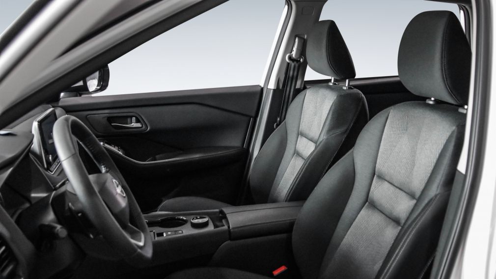 2025 Nissan Rogue — photo 8