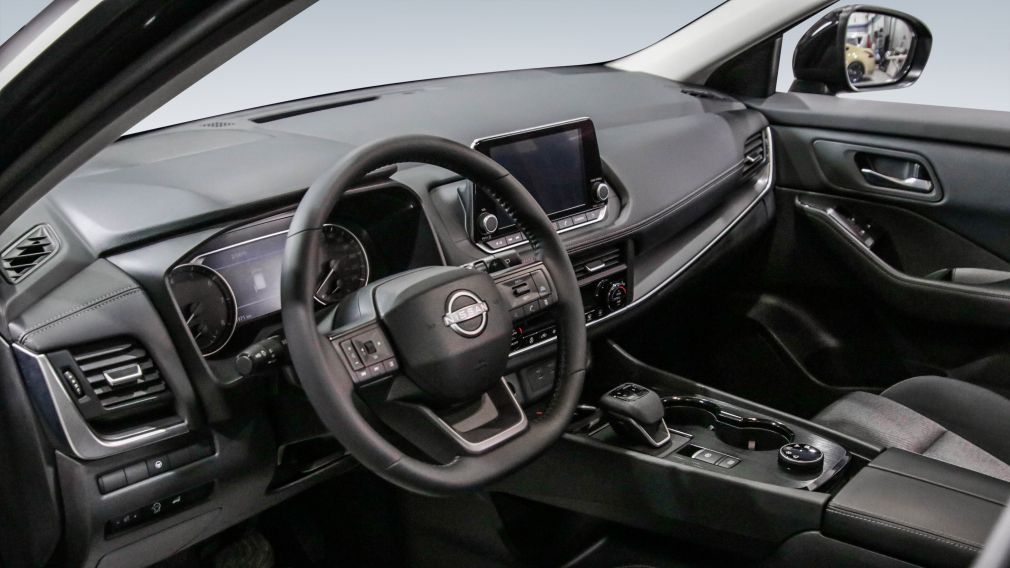 2025 Nissan Rogue — photo 8