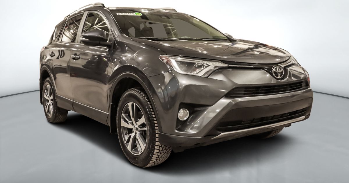Toyota Rav 4 2017 XLE GR ÉLEC A/C TOIT BLUETOOTH CAMÉRA MAGS usagée et ...