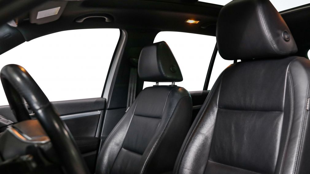 2016 Volkswagen Tiguan — photo 8