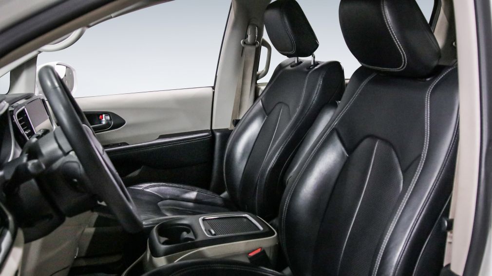 2022 Chrysler Pacifica — photo 8