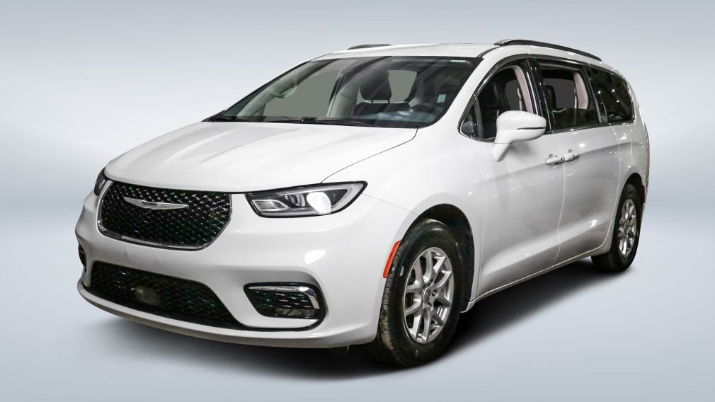 2022 Chrysler Pacifica — photo 3