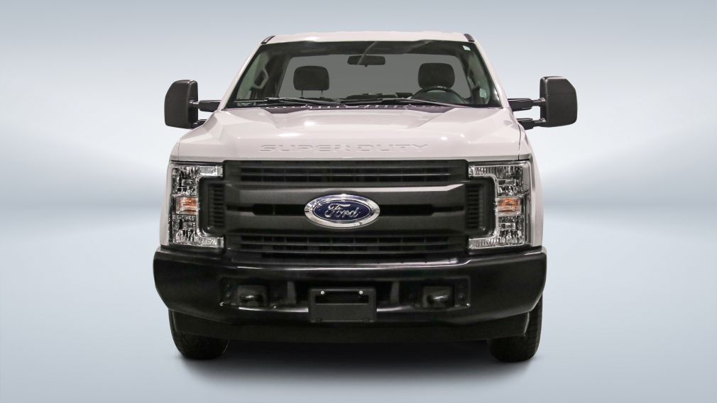 2017 Ford F350 — photo 2