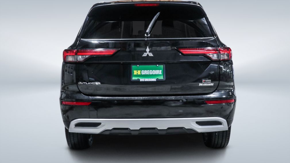 2022 Mitsubishi Outlander — photo 6