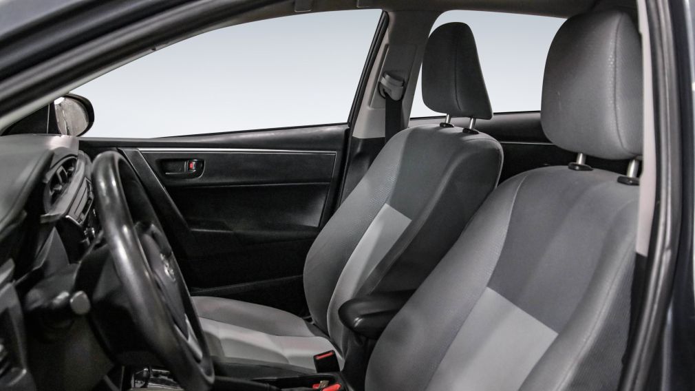 2016 Toyota Corolla — photo 8