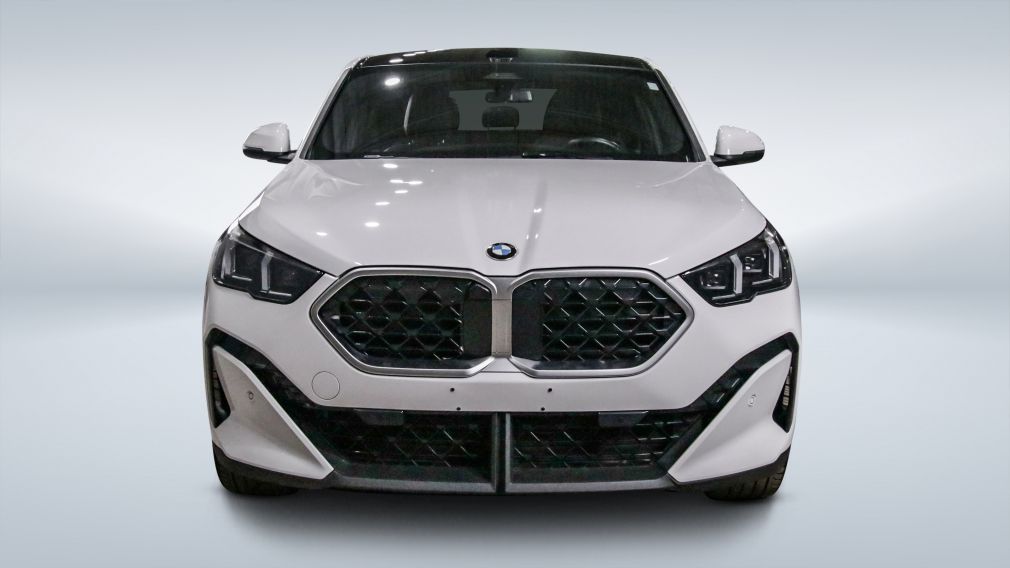 2025 BMW X2 — photo 2